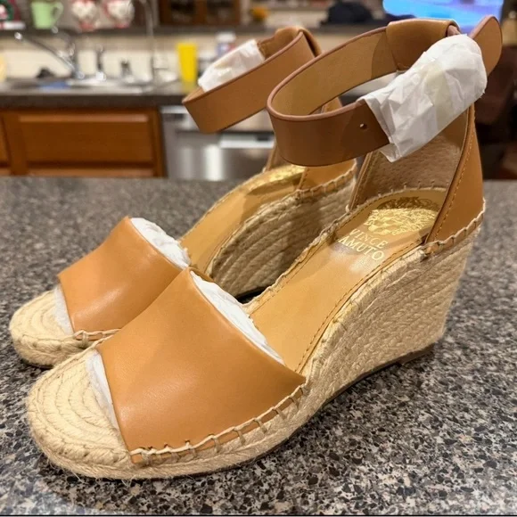 Vince Camuto Women's Leera Espadrille Wedge Sandal - Picture 2 of 11